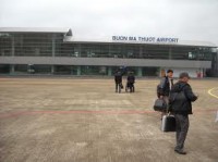 Vé máy bay Vietnam Airlines đi Buôn Ma Thuột - Ve may bay Vietnam Airlines di Buon Ma Thuot